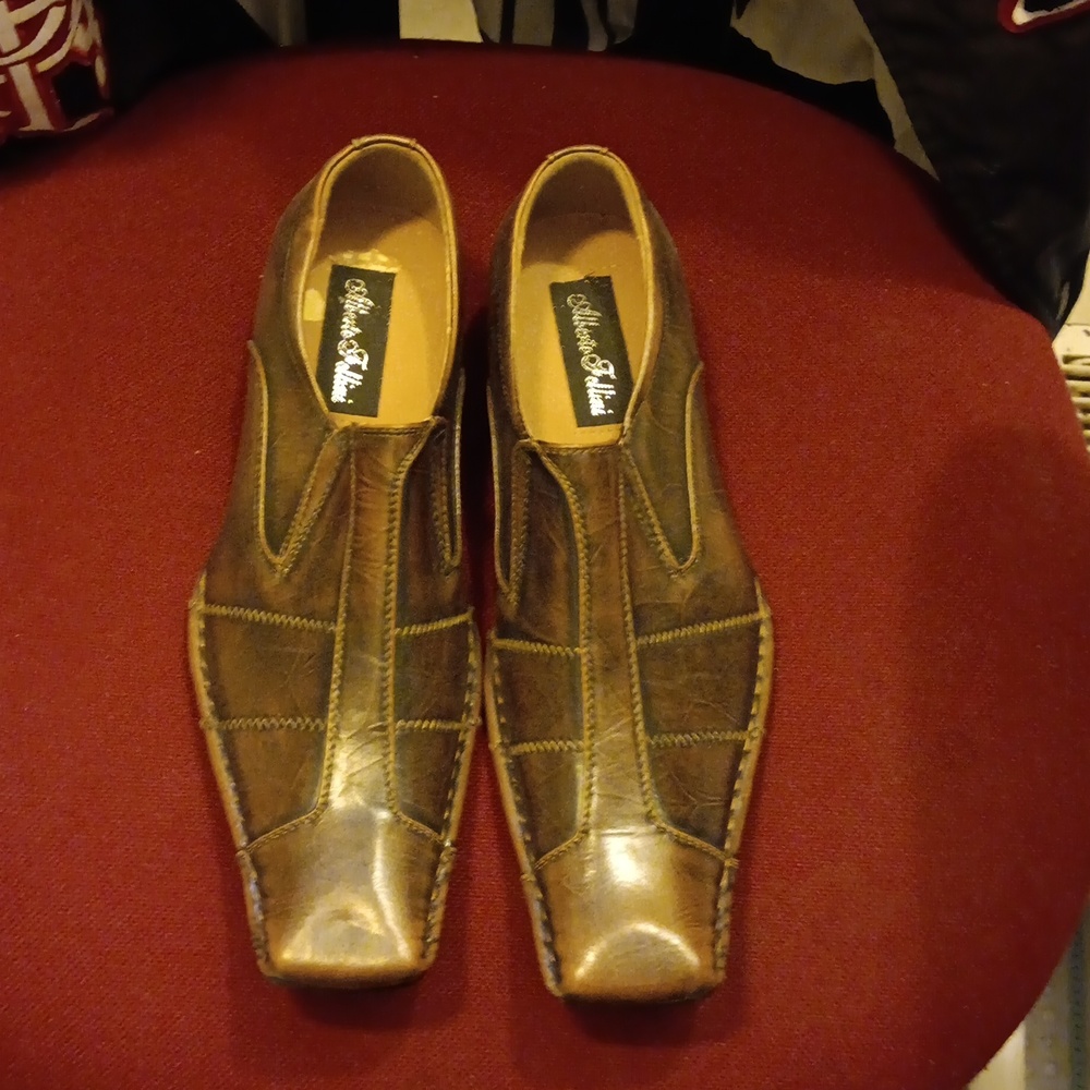 Man's dress shoes
